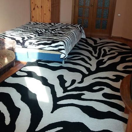 Apartment On Nepokorennyh Blvd Mohiliv Kültér fotó
